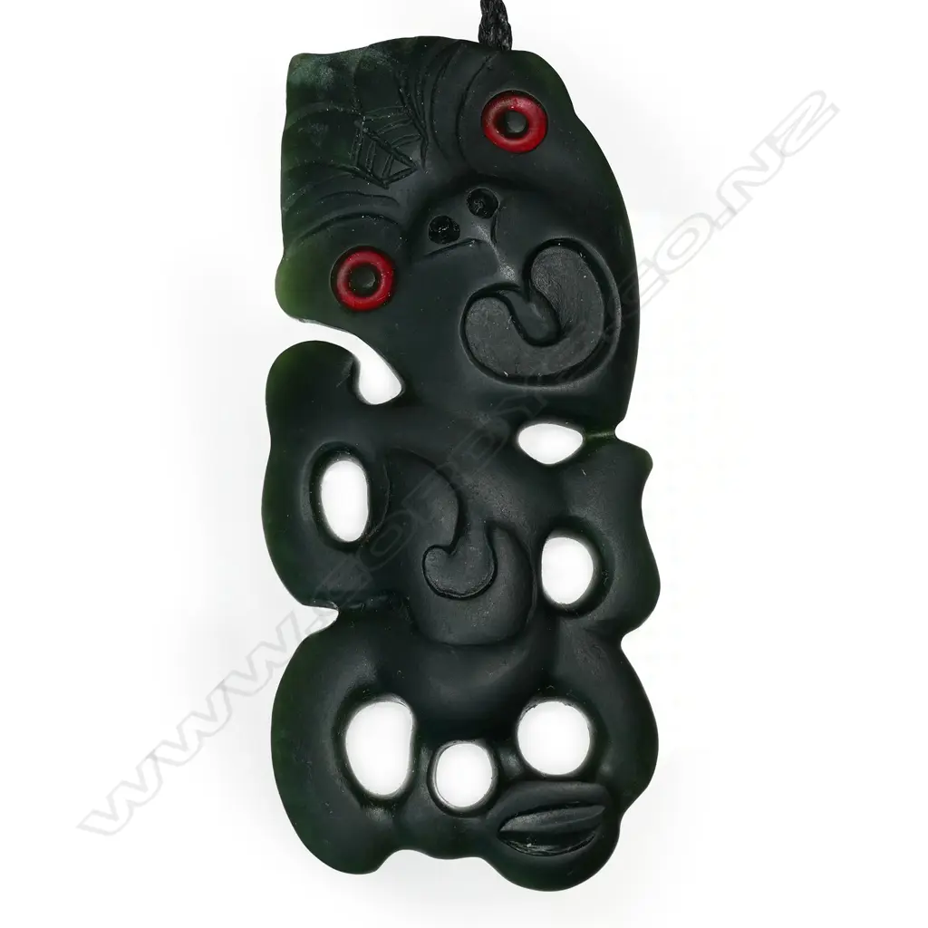 Ant Coakley (Ngāi Tahu) contemporary hei tiki, Image 1++
